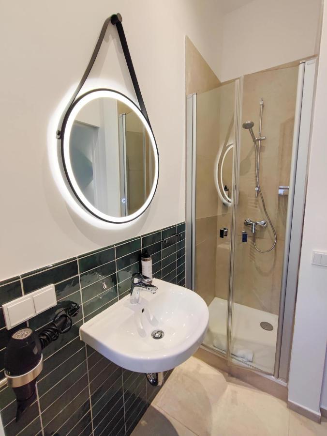 Apartamento Homely 1 *